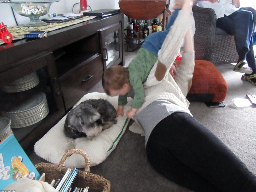 គំនិតលេងជាមួយគ្រួសារនៅរាត្រី